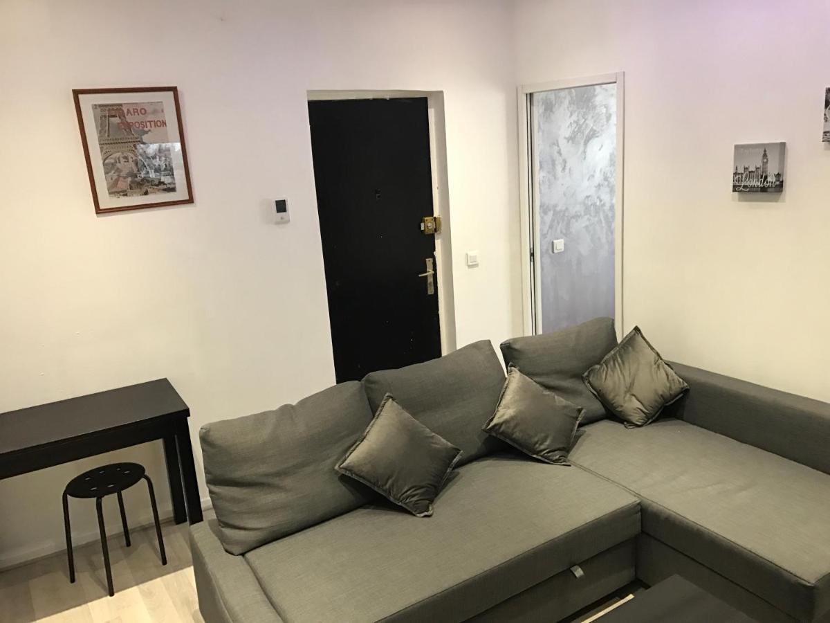 Gheddachi Apartamento Gentilly Exterior foto