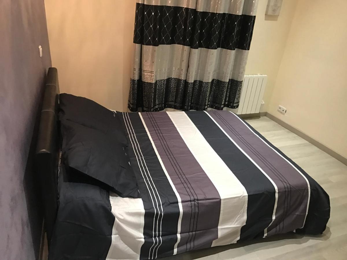 Gheddachi Apartamento Gentilly Exterior foto