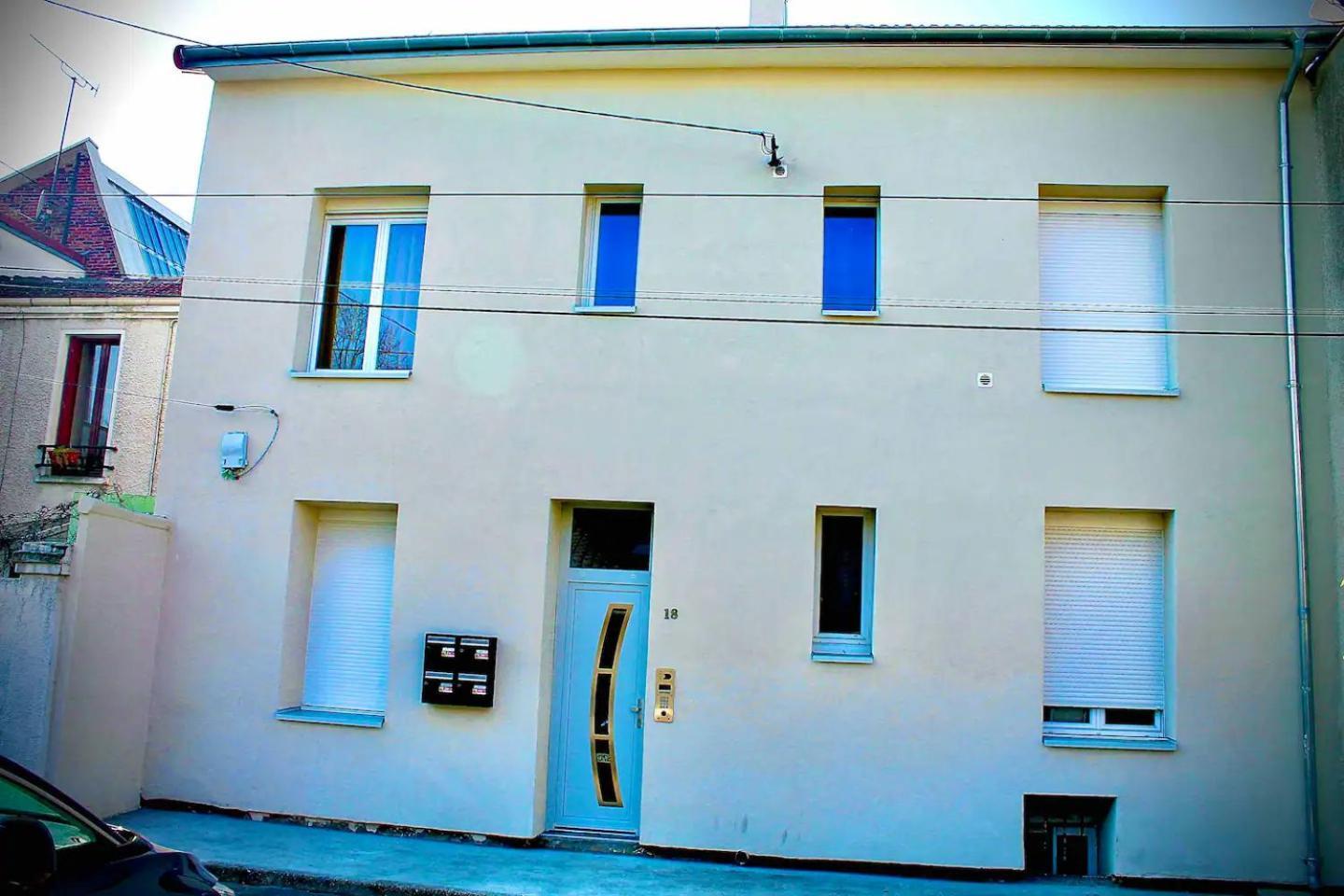 Gheddachi Apartamento Gentilly Exterior foto