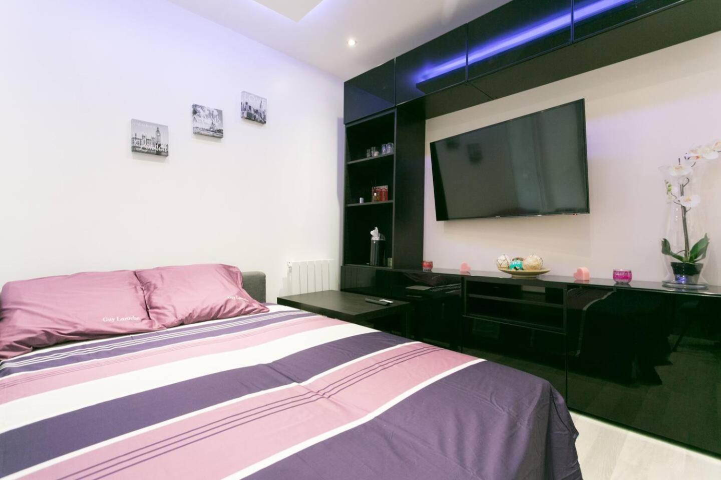 Gheddachi Apartamento Gentilly Exterior foto